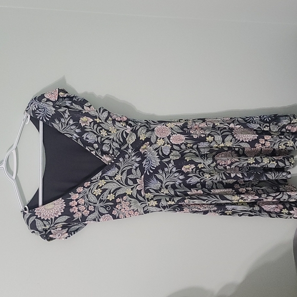 Loft- Floral Dress Size Small - Picture 3 of 6